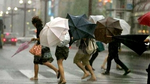 O noua avertizare de la meteorologi! COD GALBEN de ploi si vijelii! Vezi zonele afectate