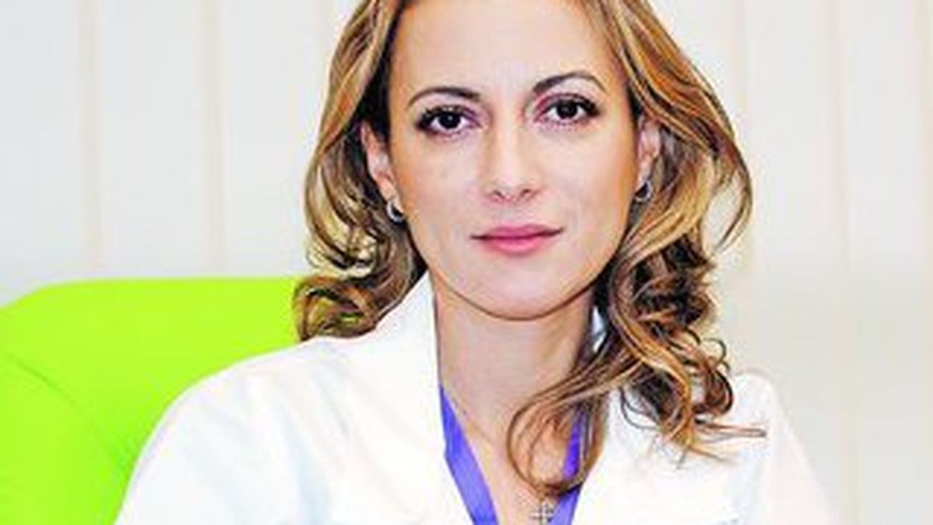 Urmele lasate de varsatul de vant se pot inlatura cu ajutorul peelingurilor