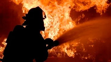 Incendiu puternic în Braşov! Groapa de gunoi, în flăcări