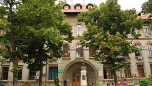 Probleme la Colegiul ”Gheorghe Șincai” din Capitală. Unitatea de învățământ ar fi „ascuns” un caz de coronavirus