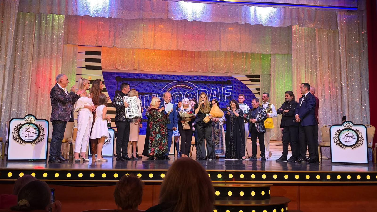 Artiști de renume au urcat pe scenă, alături de Mirabela Dauer, la Teatrul Constantin Tănase. sursă - social media