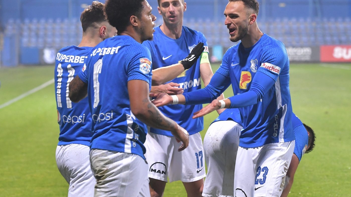 „Rechinii” lui Hagi, sparg gheața în play-off!
