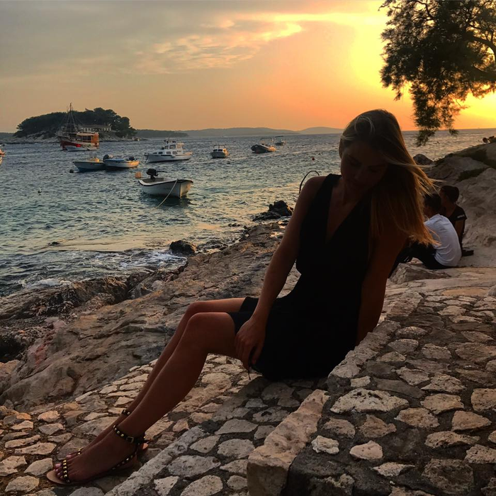 Claire Holt a pierdut sarcina! Vedeta trece prin clipe cumplite: „Bebelușul meu scump…”