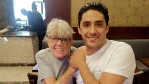 În 2021, pensionara Iris (82 ani) s-a măritat cu Mohamed (36 ani), după ce se cuplaseră pe Facebook. Ce s-a întâmplat acum, după 2 ani de căsnicie