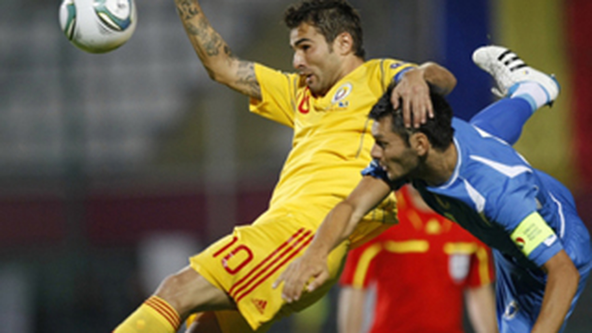 Romania a invins Bosnia cu  3-0, in prelimariile EURO 2012