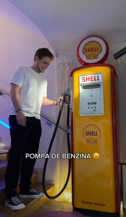 Cum arată vila de pe malul lacului Snagov pe care o deține Andreea Esca. Așa a decorat-o știrista de la PRO TV