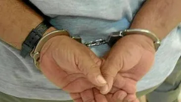 Un braşovean a fost arestat pentru că şi-a ”vândut” soţia pe internet. Cum l-au prins poliţiştii