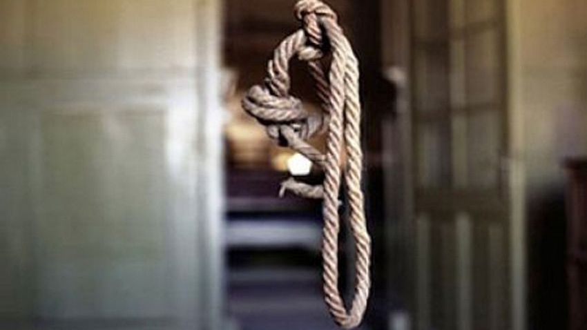 Un angajat al Poliției, găsit spânzurat chiar într-o anexă a instituției