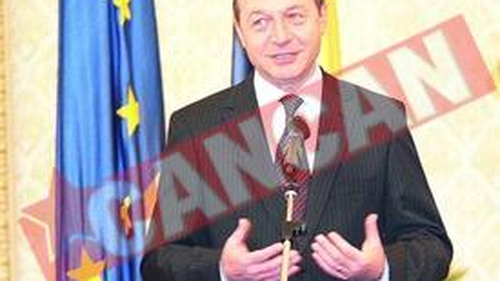 Elena Udrea si Basescu isi fac prieteni pe net