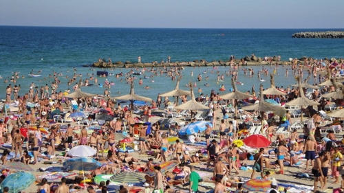 Panică pentru turiştii de pe litoral. O boală gravă provoacă haos. “Nu răspunde la antibiotice!”