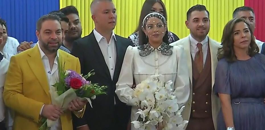 Confidentul lui Florin Salam, declarații tranșante, după ce manelistul a fost pozat alături de o puștoaică goală