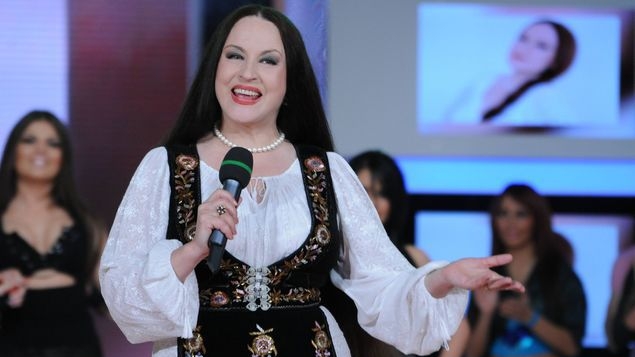 Cum vrea să dea jos două kg Maria Dragomiroiu: ”Merg la copii să-mi dea ceva de…”