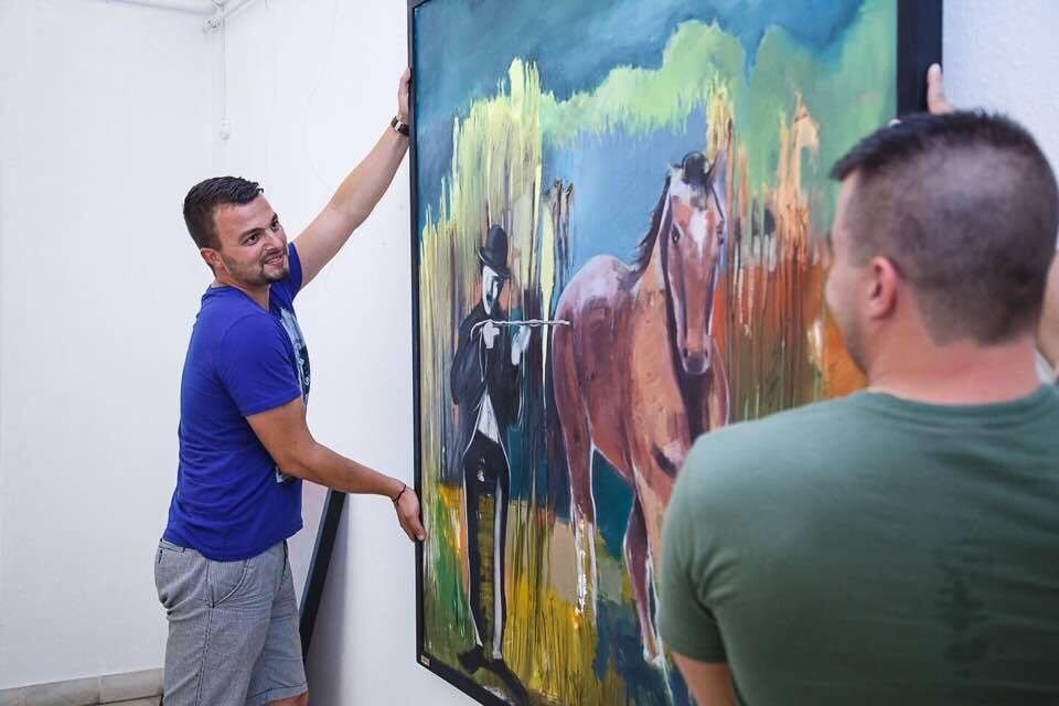 Pictura nu ajunge pentru subzistență, explică artistul