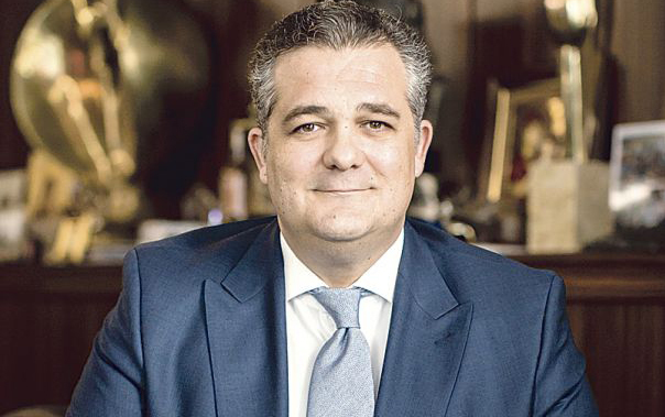 Ioannis Papalekas are un salariu anual de 2,6 milioane de euro și este considerat cel mai bine plătit angajat