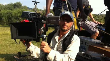 Producătorul de film Carlos Carvalho a fost ucis de o girafă! I-a zdrobit craniul cu mai multe lovituri