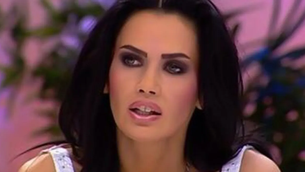 Abia ii mai incap sanii in sutien! Cum arata noul bust al Oanei Zavoranu, dupa ce si-a pus silicoane IMENSE