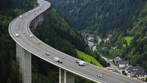 Cum arată vinieta de o zi. Prețul unui tichet de 24 de ore pentru autostrăzile din Austria este de 8,60 euro