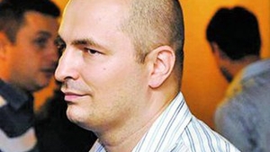 Si-a cerut iertare inainte sa sara de la etaj
