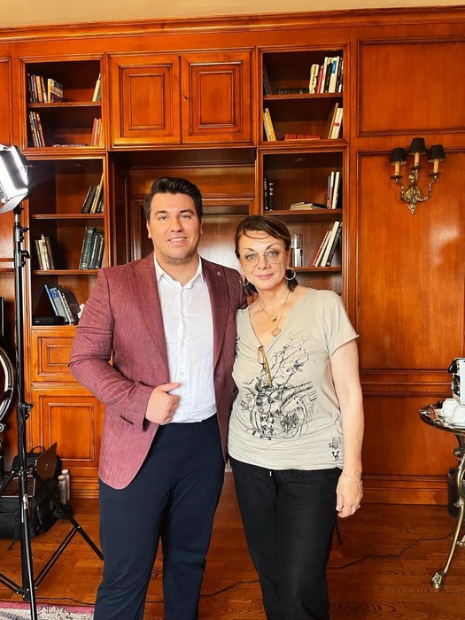 Carmen Tănase, Maia Morgenstern și Doinița Oancea, mesaje de suflet pentru Vlad Avarvari, la 4 ani de la lansarea publicației Idea Man