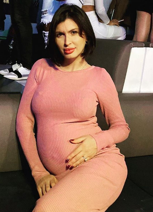 Foto| Primele imagini cu burtica Mădălinei Pamfile