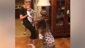Andreea Bănică, spectacol alături de cei doi copii! Cum arată serile în familia artistei înainte de a apărea la ”Bravo, ai stil!”