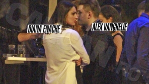 Fiul lui MARIAN VANGHELIE şi fiica lui ADRIAN ENACHE, tandreţuri în miez de noapte!