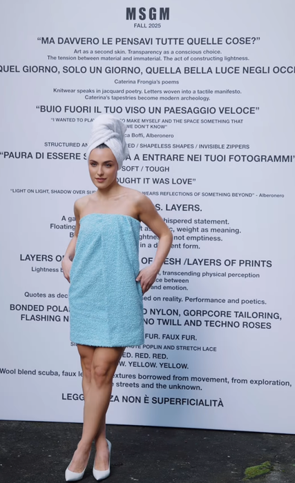 Alexia Eram a atras toate privirile/ Sursa foto: Instagram