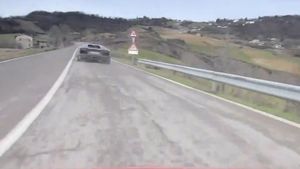 Patru bolizi de sute de mii de euro si un drum liber prin munti!