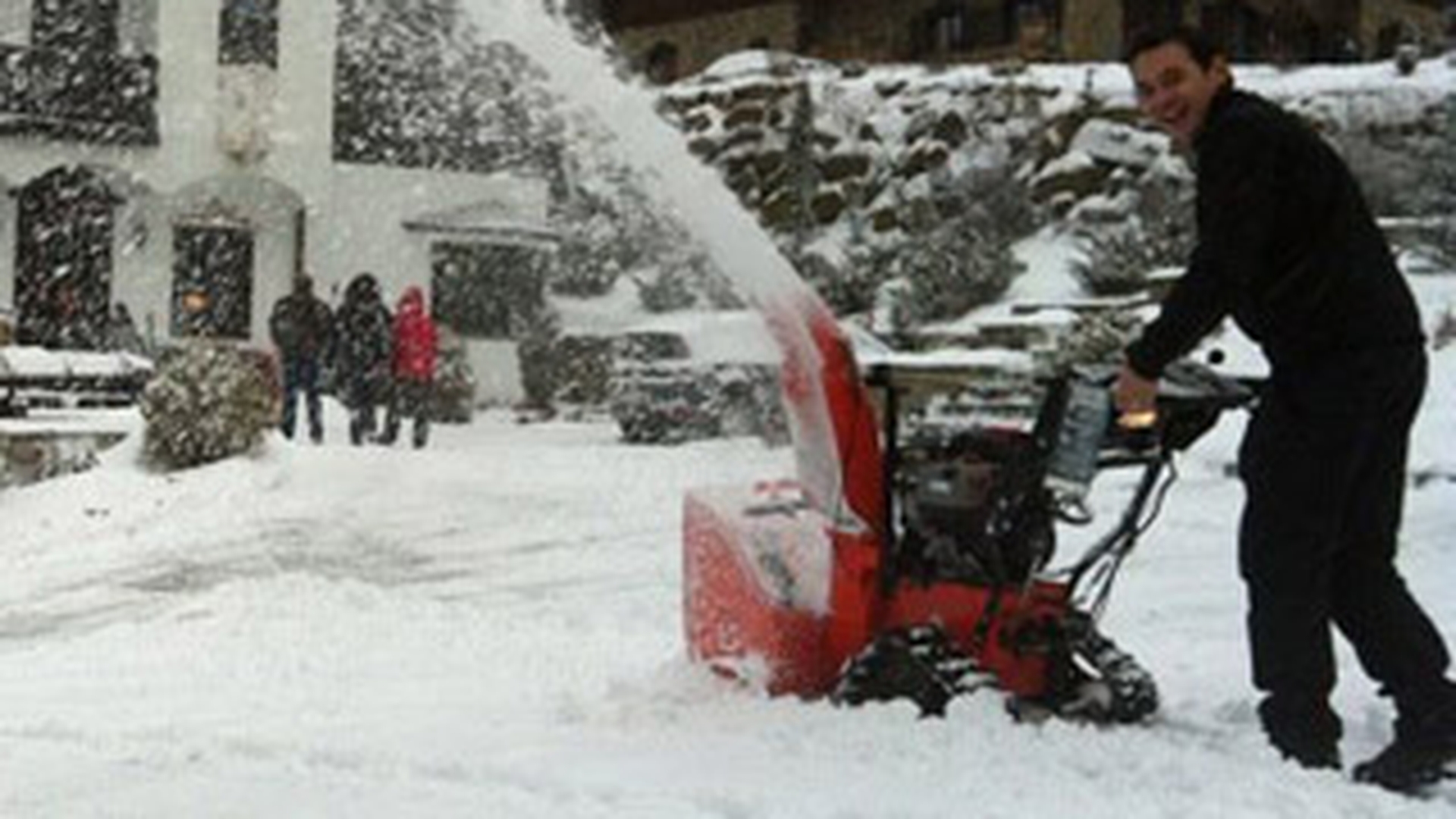"Neatza" se intoarce din vacanta! Vezi ce a facut Razvan in ultimele zile de concediu