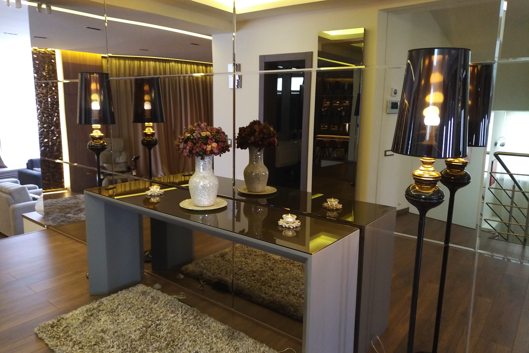 Luxul este acasă la el în apartamentul lui Nicușor Stan