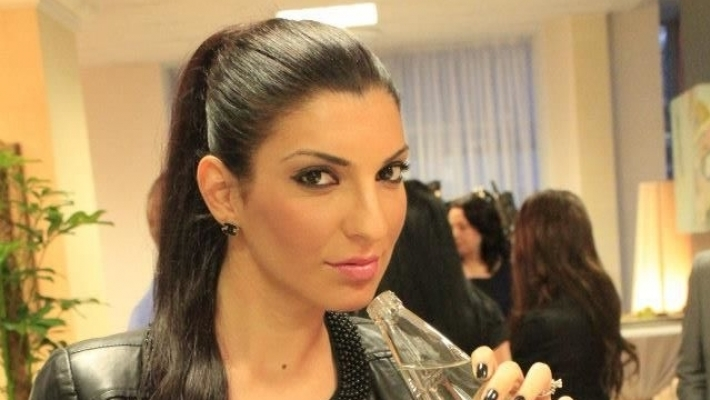 Andreea Tonciu a rămas mască! Şi-a surprins fetiţa dansând pe manele! Cum a reacţionat