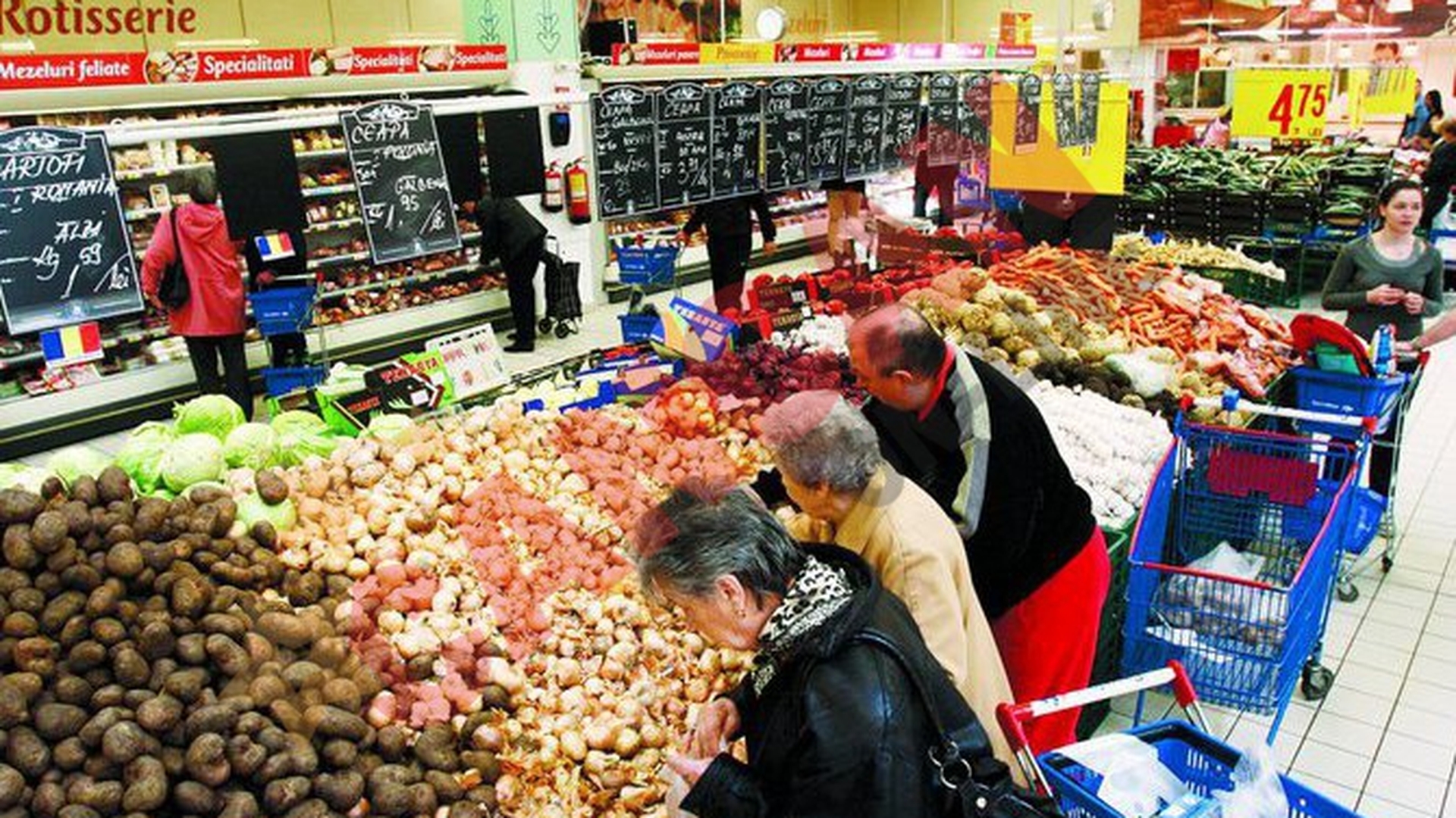 Hipermarketurile, inchise duminica?Cine castiga si cine pierde