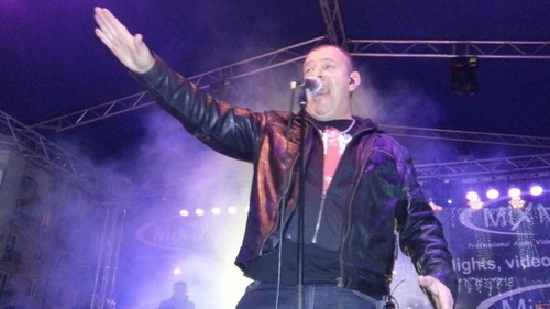 Premiul pentru cel mai indisciplinat sofer din trafic merge la Bodo de la Proconsul! Cum era sa ramana cantaretul fara carnet