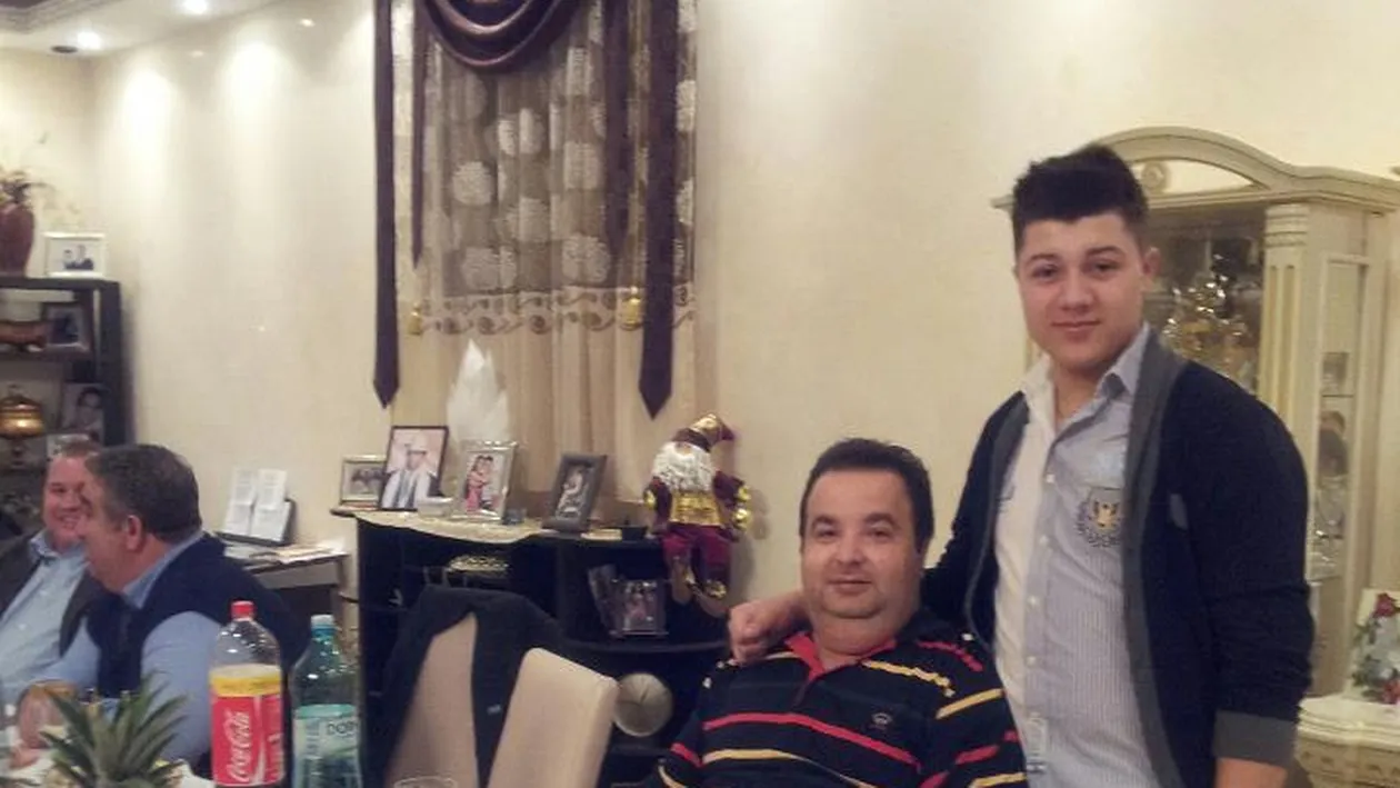 Dubla petrecere la palat! Nepotii regelui Cioaba, sarbatoriti in aceeasi zi! Vezi ce cadouri au primit