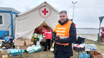 EXCLUSIV. Alexandru Ciucu, voluntar la Crucea Roșie. Unde îi ajută designerul pe refugiații din Ucraina