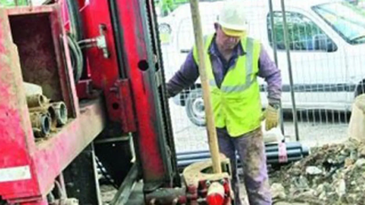 Locuitorii din sectorul 6 sunt nemultumiti de lucrarile de metrou!