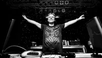 Armin Van Buuren vine in Romania! In ce oras va concerta celebrul DJ