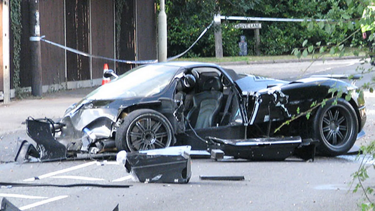 Sfarsitul neasteptat al unui milionar - a murit intr-un accident tulburator, la prima iesire cu masina lui de 600.000 de euro