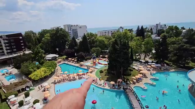 Cum arată cazarea de 1.700 de lei pe noapte pe care un român a închiriat-o în Albena, Bulgaria