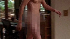 Ashton Kutcher a pariat pe nuditate in “Doi barbati si jumatate”! Voua cum vi s-a parut primul episod din noul sezon?