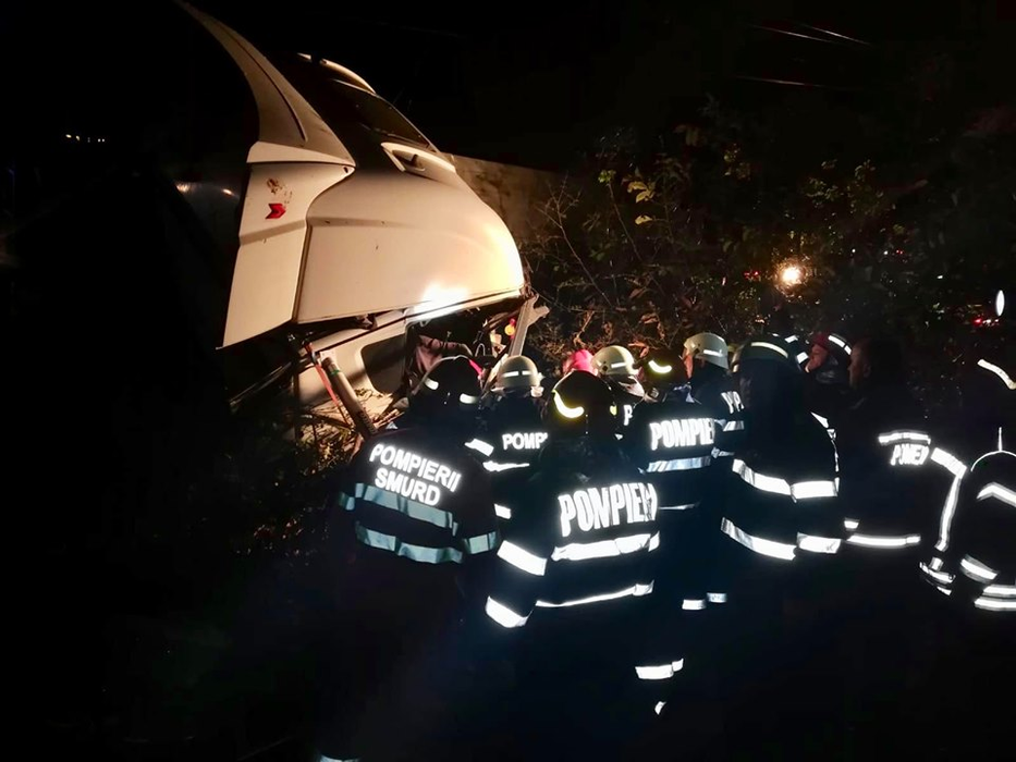 Zece morți și opt răniți într-un accident rutier, în România! COD ROŞU la ora 5.15 dimineaţa / VIDEO
