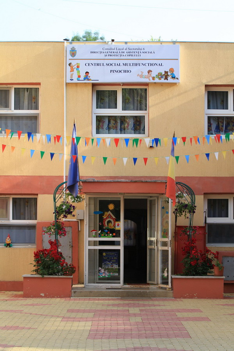 50 de copii din cadrul unui centru al DGASPC Bacău, suspecți de coronavirus. Alte 15 persoane care au intrat în contact cu ei, depistate pozitiv