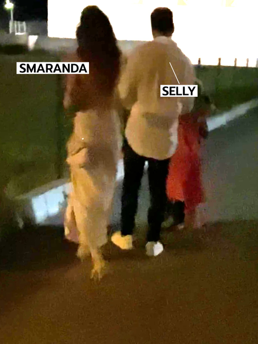 Selly și  Smaranda nu au scăpat fără "taxă" (Foto: CANCAN.RO)