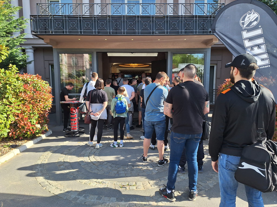 (P) Competiția HELL Boxing Kings se află la jumătatea calificărilor, iar premiul cel mare a stârnit interesul a mii de luptători de box
