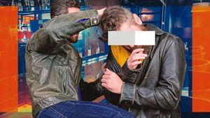 S-a lăsat cu bătaie generală și cu somn de voie în Herăstrău?! Reacția fabuloasă a pionului principal: ”Uită-te la mine, pare că m-am trezit din KO?”