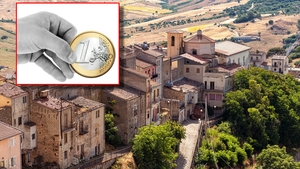 Case de vânzare la 1 euro, în Sicilia. Adevărul din spatele locuințelor vândute la prețul unei cafele, în Italia