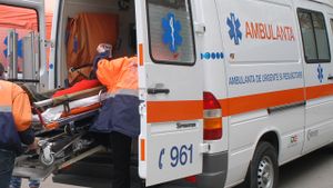O femeie din Tulcea și-a dat foc într-un cimitir. Motivul pentru care a recurs la acest gest extrem