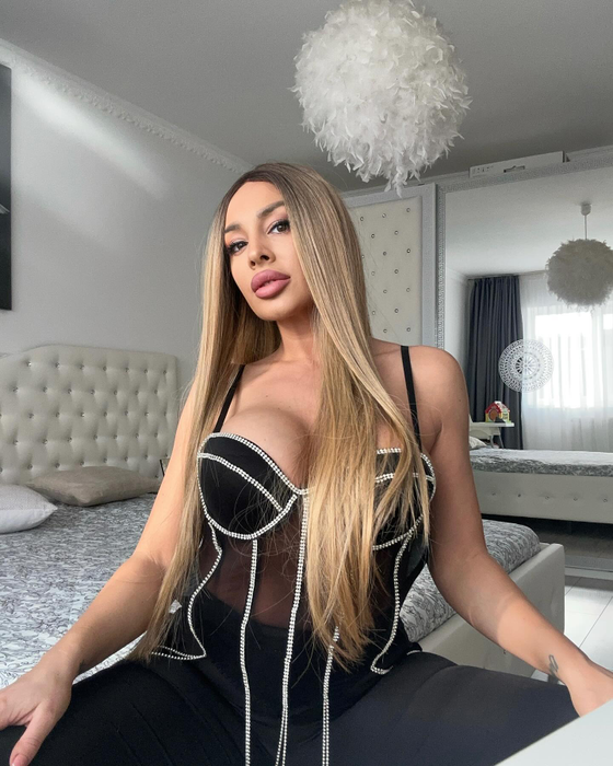 Mădălina ar fi părăsit căminul conjugal / (Sursa: Instagram)