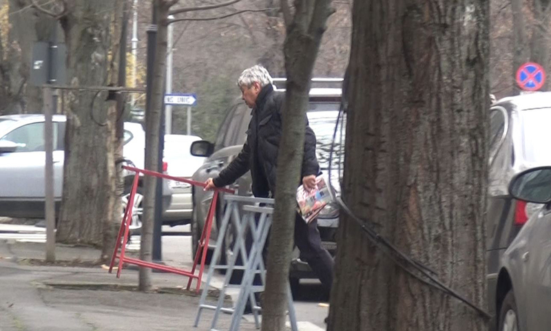 Mircea Lucescu a ajuns acasă şi mută marcajul din parcare
