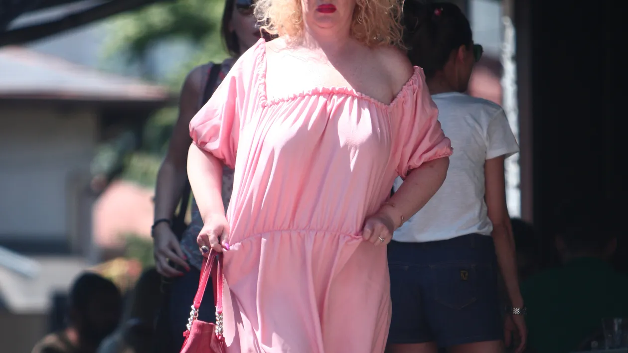 Astăzi este o zi neagră pentru OANA LIS! Blondina a făcut anunţul trist în urmă cu puţin timp! Mama mea a murit...